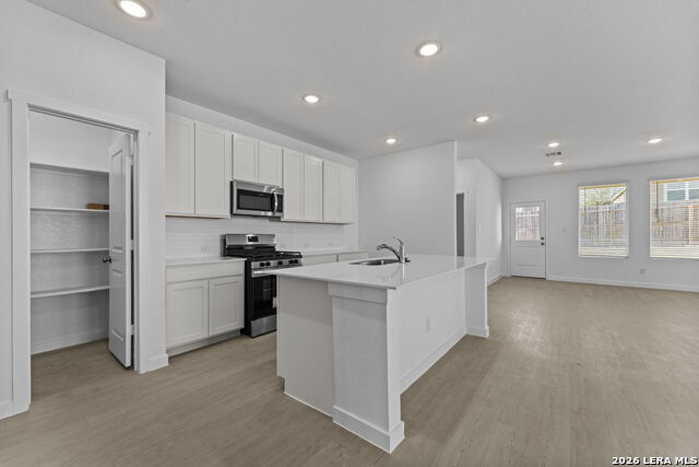 Image 17 of 33 For 431 Kayden Court