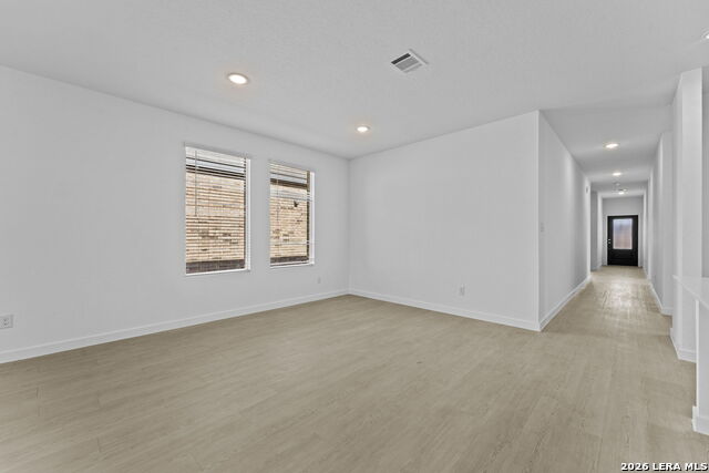 Image 21 of 33 For 431 Kayden Court