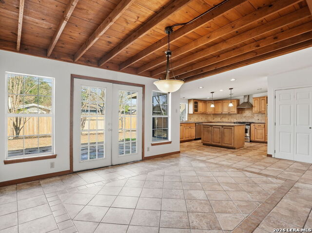 Image 10 of 50 For 543 Robinhood