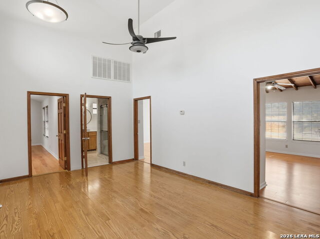 Image 17 of 50 For 543 Robinhood