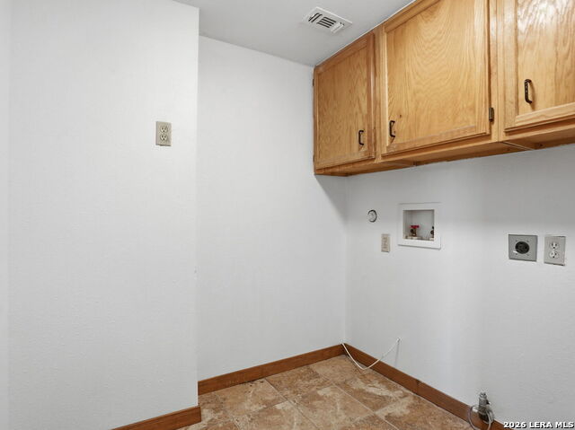 Image 31 of 50 For 543 Robinhood