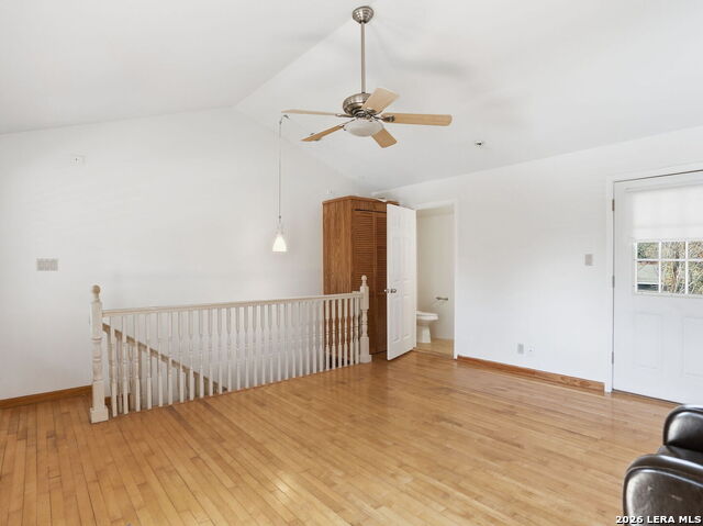 Image 36 of 50 For 543 Robinhood