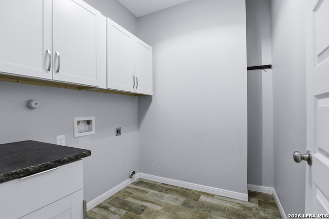 Image 30 of 41 For 9527 Butterfly Bend