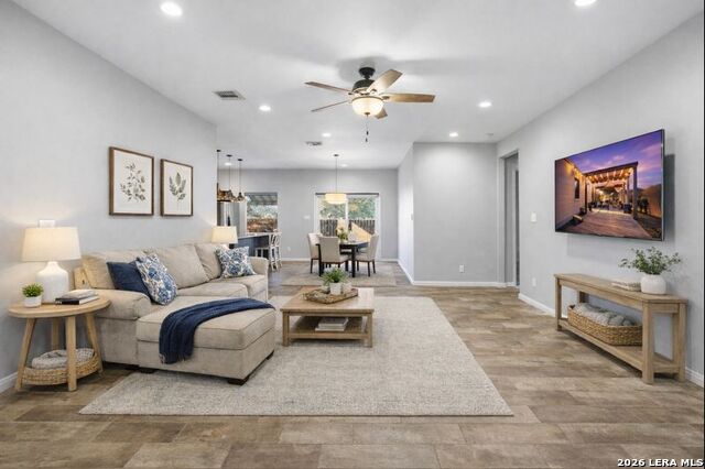 Image 6 of 41 For 9527 Butterfly Bend