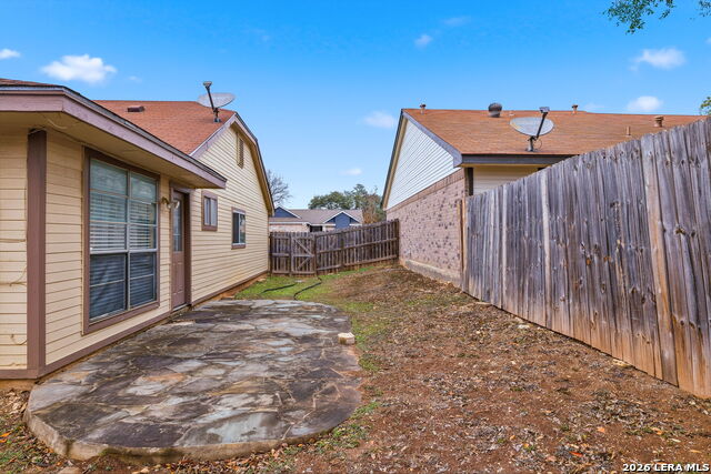 Listing photo id 19 for 9630 Wildwood Rdg