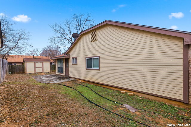 Listing photo id 20 for 9630 Wildwood Rdg