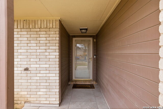 Listing photo id 1 for 9630 Wildwood Rdg