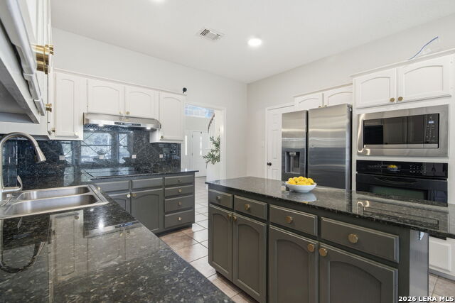 Image 12 of 38 For 15707 Dawn Crest