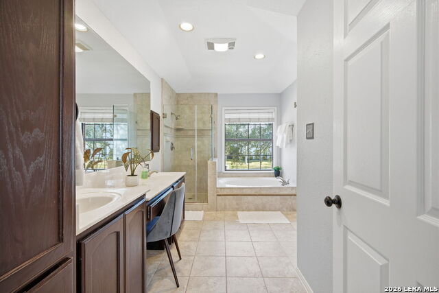 Image 20 of 38 For 15707 Dawn Crest