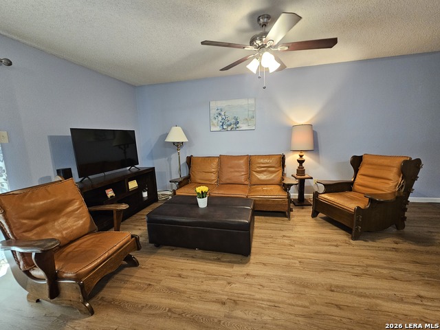 Image 5 of 25 For 13018 Heimer  1003