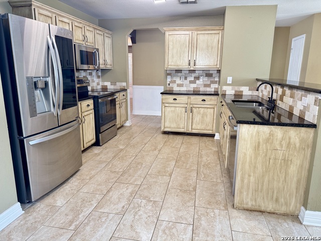 Image 5 of 24 For 7906 Belmont Rdg