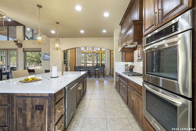 Image 20 of 87 For 1941 Canyon Curve