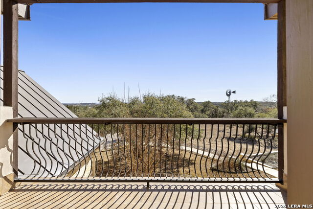 Image 42 of 87 For 1941 Canyon Curve