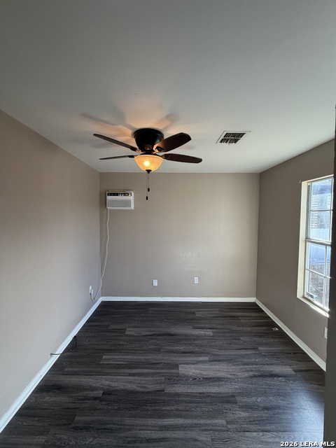 Image 10 of 19 For 410 Alice Fay