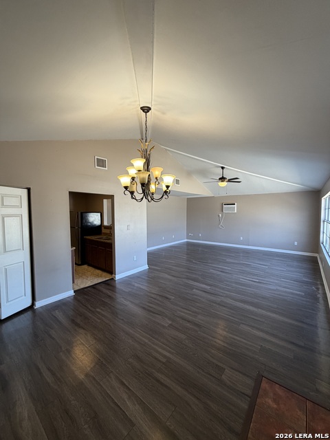 Image 5 of 19 For 410 Alice Fay