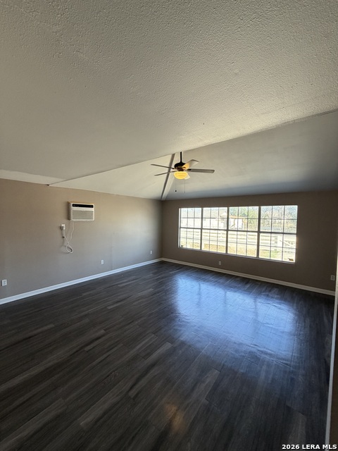 Image 7 of 19 For 410 Alice Fay