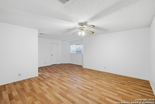 Image 19 of 31 For 9055 Levelland