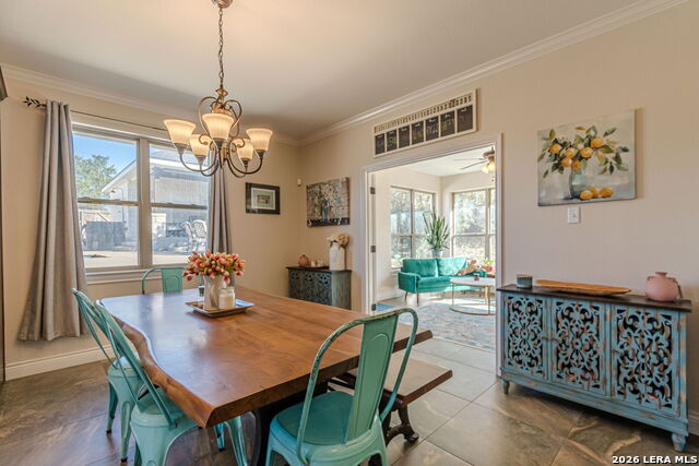 Listing photo id 9 for 105 Windcliff