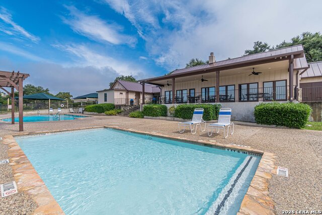 Listing photo id 43 for 105 Windcliff