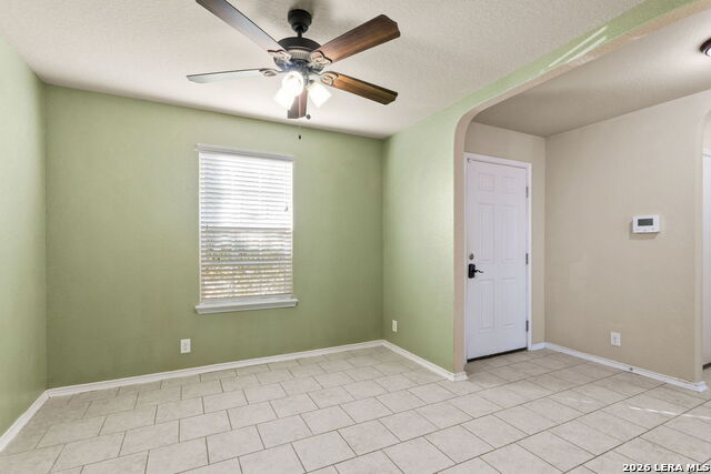 Image 47 of 50 For 14033 Shivers Cv