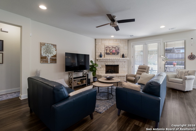 Image 3 of 32 For 234 Sigel Ave