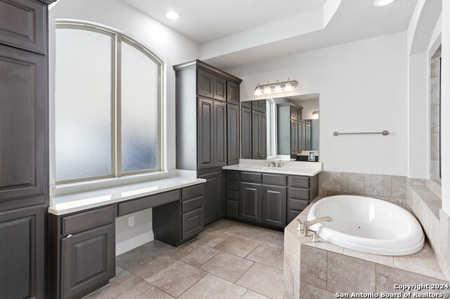 Image 20 of 39 For 25843 Scenic Rock