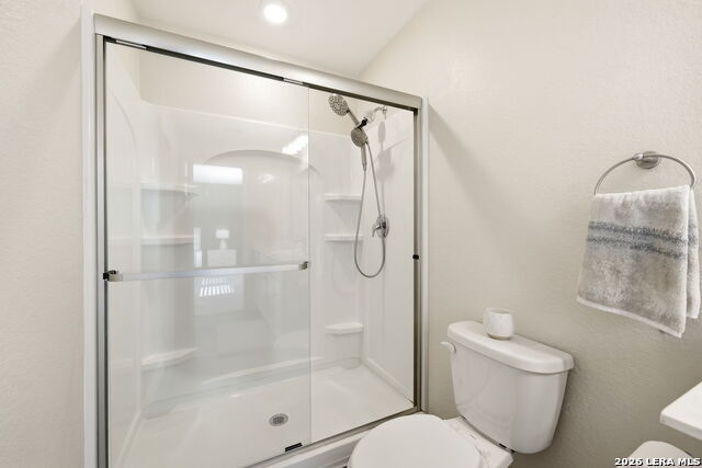 Image 28 of 39 For 5496 Rue Girard