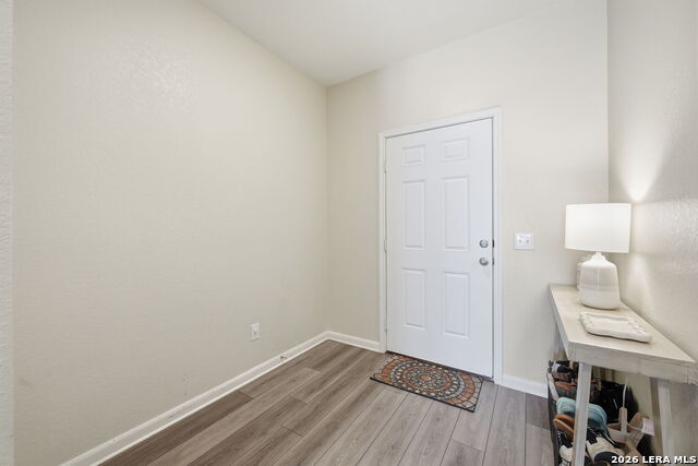 Image 4 of 39 For 5496 Rue Girard