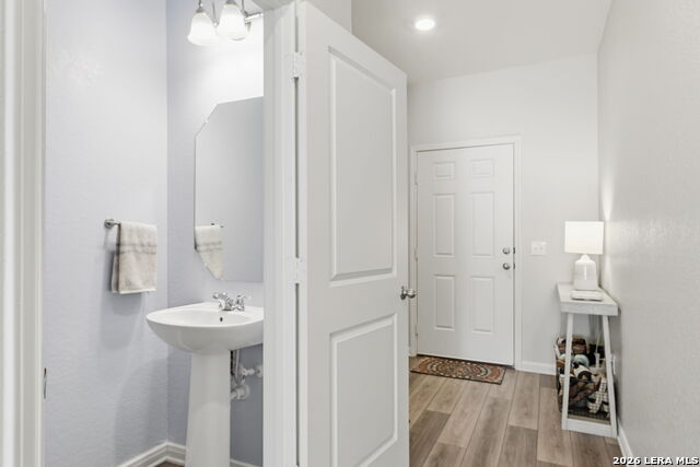 Image 6 of 39 For 5496 Rue Girard