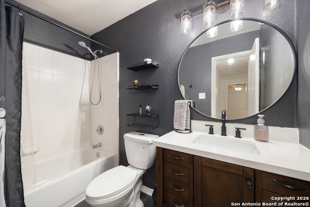 Image 20 of 32 For 3 Adobe  