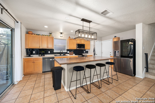 Image 9 of 32 For 3 Adobe  