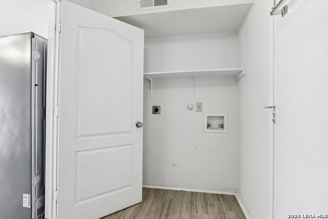 Image 18 of 42 For 307 Clover Crk