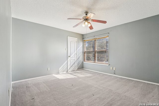 Image 33 of 42 For 307 Clover Crk