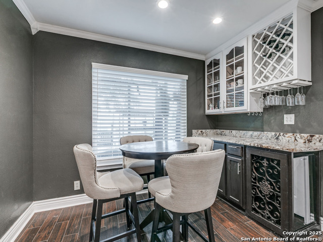 Image 13 of 27 For 2047 Ellison