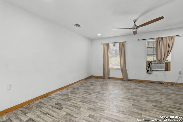 Image 13 of 38 For 551 Peaceful Ln