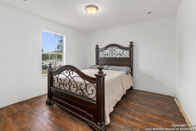 Image 22 of 38 For 551 Peaceful Ln