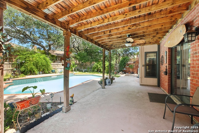 Image 38 of 46 For 16414 Bulverde Point