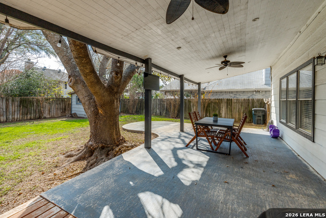 Image 22 of 25 For 1017 Silvertree