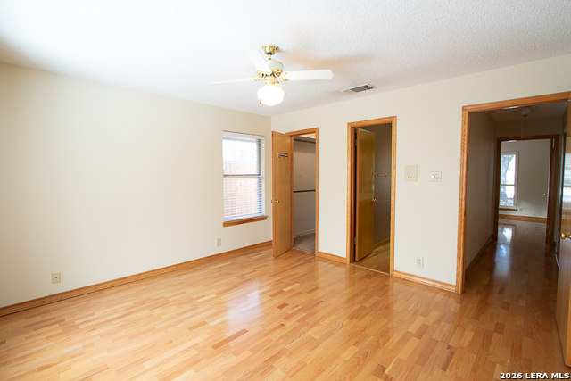 Image 24 of 31 For 8 Granburg Pl