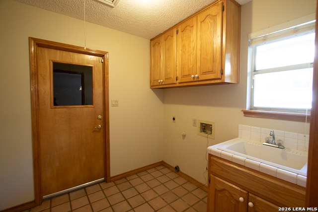 Image 28 of 31 For 8 Granburg Pl