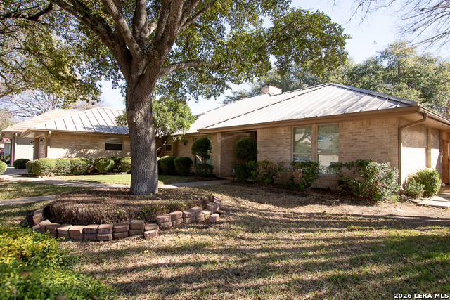 Image 3 of 31 For 8 Granburg Pl