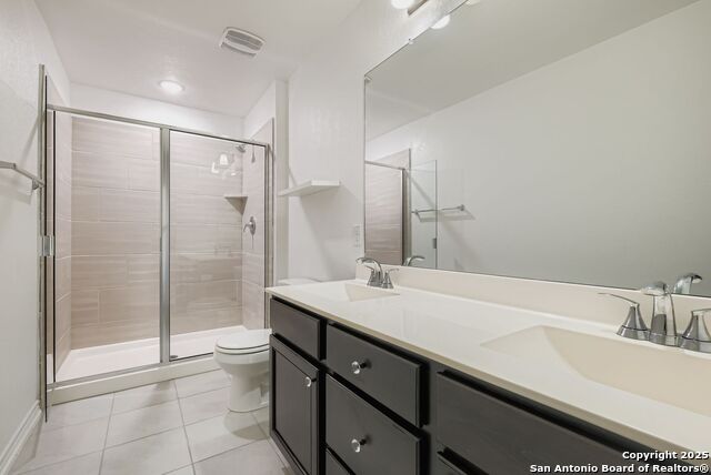 Image 20 of 26 For 15323 Danae Bend