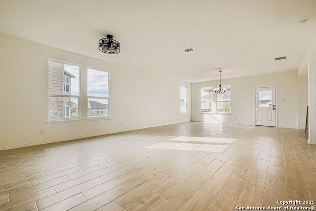 Image 6 of 26 For 15323 Danae Bend