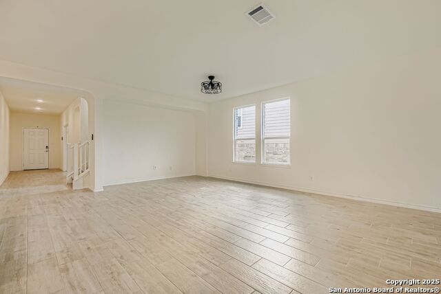 Image 7 of 26 For 15323 Danae Bend