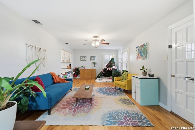 Image 3 of 36 For 110 Hermine  