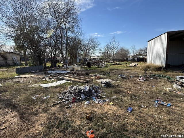 Image 3 of 3 For 1511 Hough  