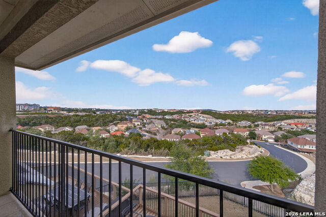 Image 27 of 38 For 8250 Cruiseship Bay  Unit 402