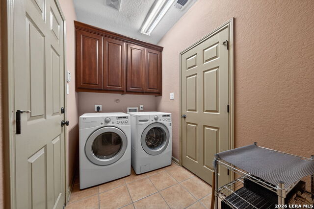 Image 34 of 38 For 8250 Cruiseship Bay  Unit 402