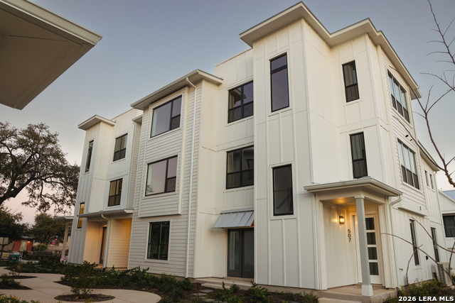 Image 10 of 45 For 543 Mcmonigal Place  Bldg. 1