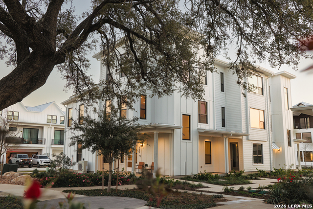 Image 4 of 45 For 543 Mcmonigal Place  Bldg. 1